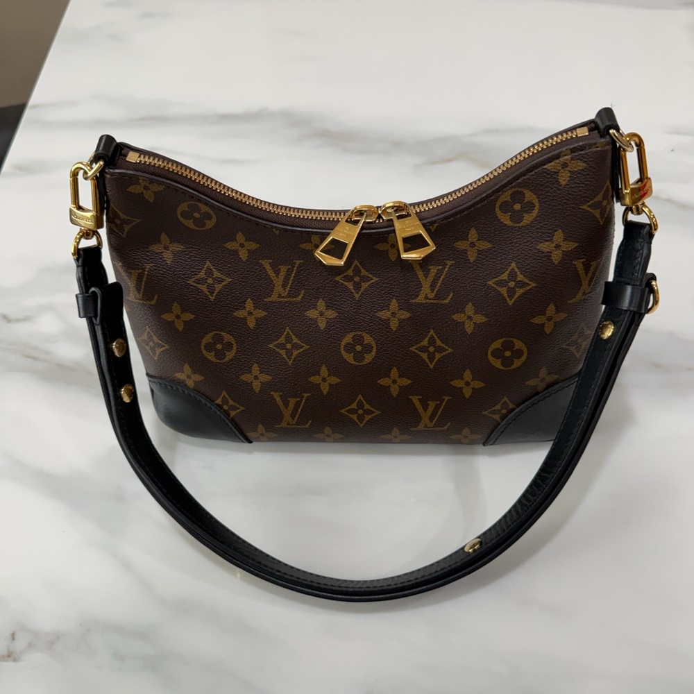 Louis Vuitton Boulogne Monogram Shoulder Bag w/Chain and Adjustable Black Strap - Picture 11 of 16